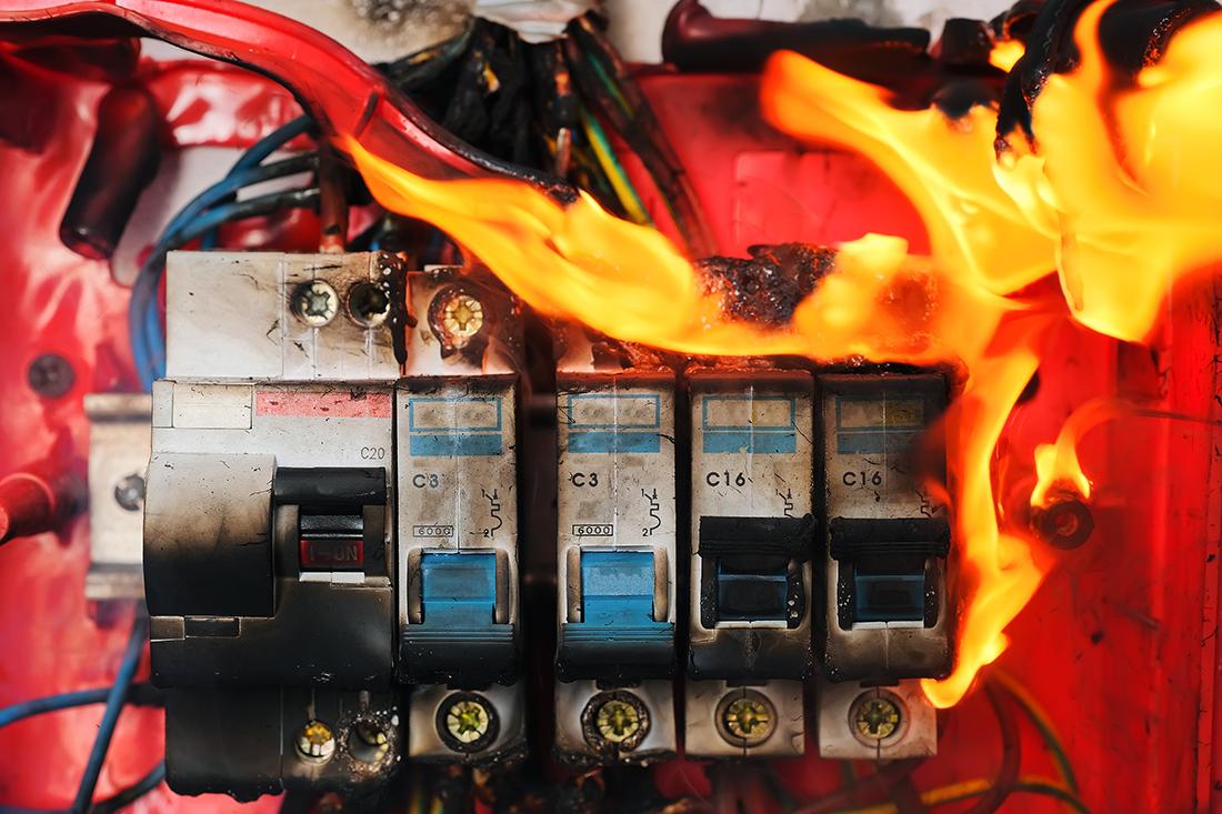 Read more about the article Dangers of a Federal Pacific Electrical Panel